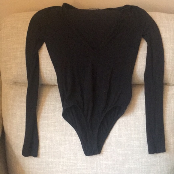 Long Sleeve Plunge V neck bodysuit - Picture 4 of 5